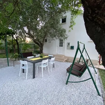 Family House Feniks *