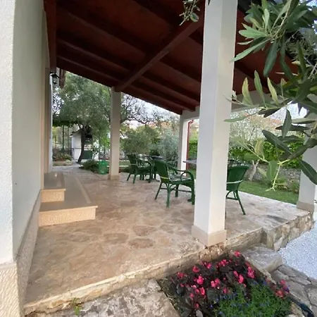Family House Feniks *